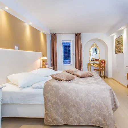 Heritage Valdibora Hotel