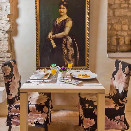 Heritage Valdibora Hotel