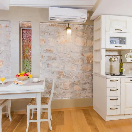 Heritage Valdibora Hotel