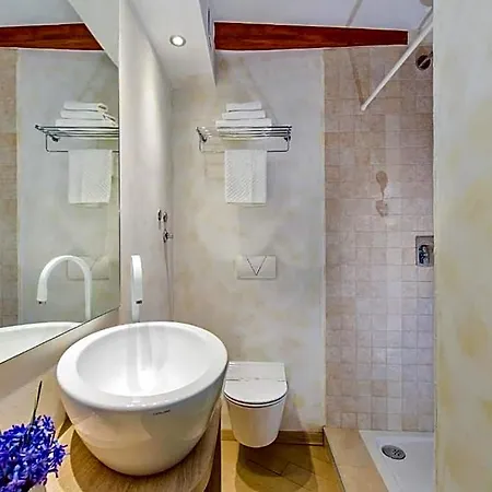 Heritage Valdibora Hotel