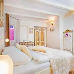 Heritage Valdibora Hotel