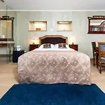 Heritage Valdibora Hotel